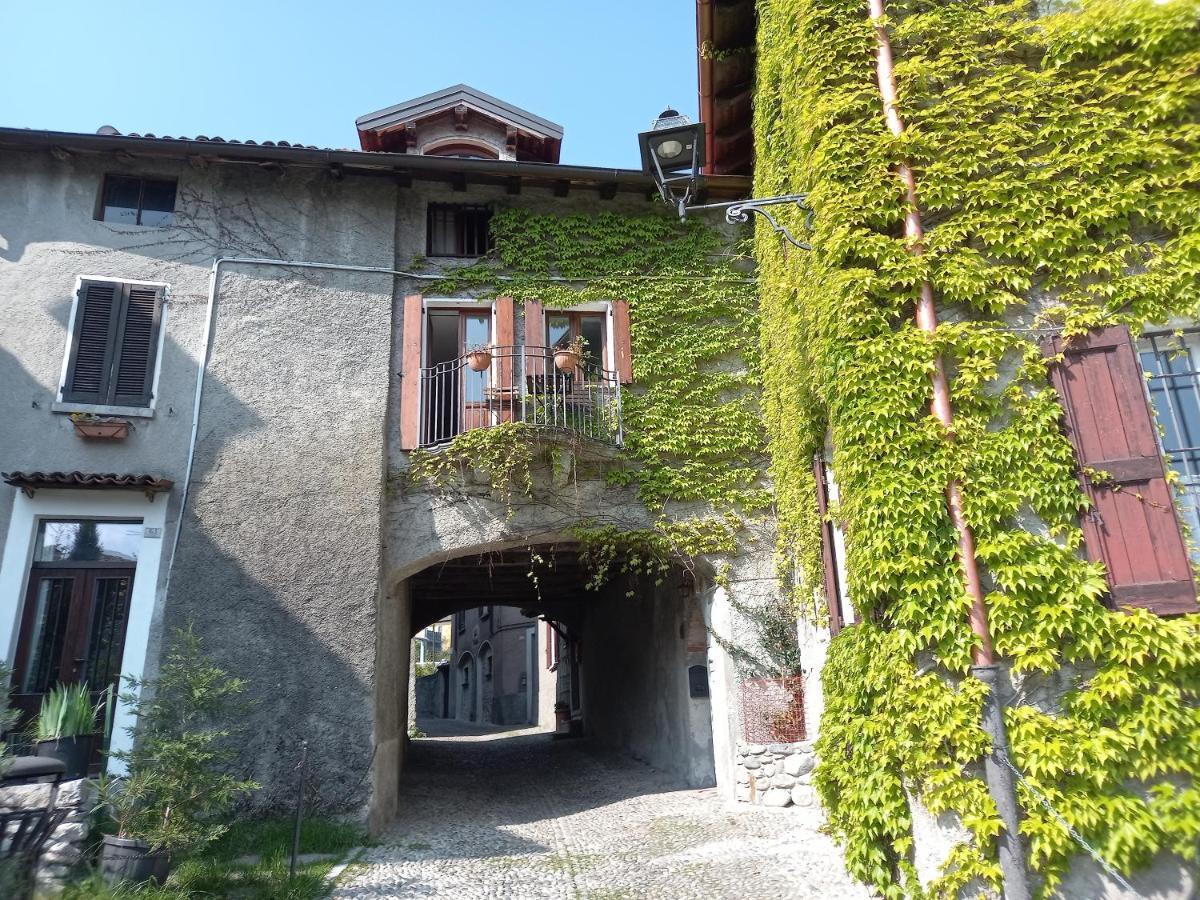 Vila The House On The Bridge- La Casa Sul Ponte Menaggio Exteriér fotografie